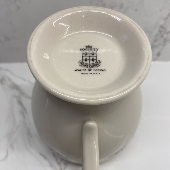 Vintage Society fine China Waltz of Spring Creamer Made in USA Tea party mcm - Picture 6 of 6